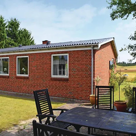 Four-bedroom Holiday In Ebeltoft