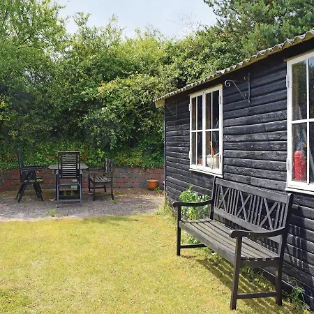Σπίτι διακοπών Four-bedroom Holiday In