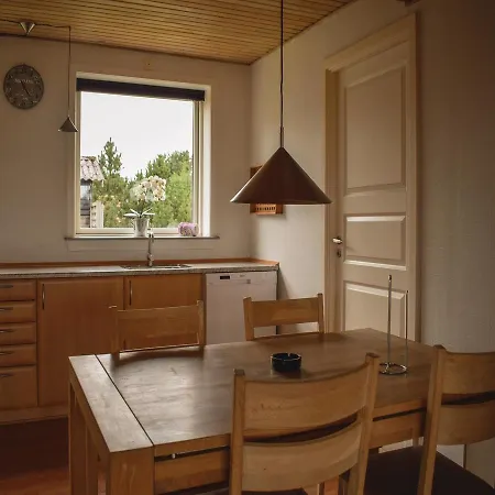 Four-bedroom Holiday In Σπίτι διακοπών *