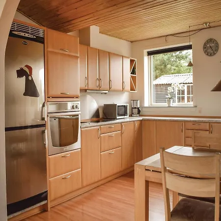 Four-bedroom Holiday In Ebeltoft